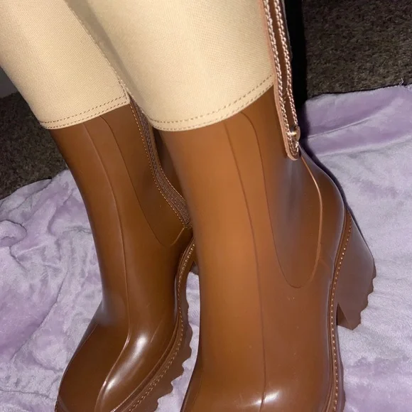 Chloé Brown Tall Rain Boots - Picture 4 of 11